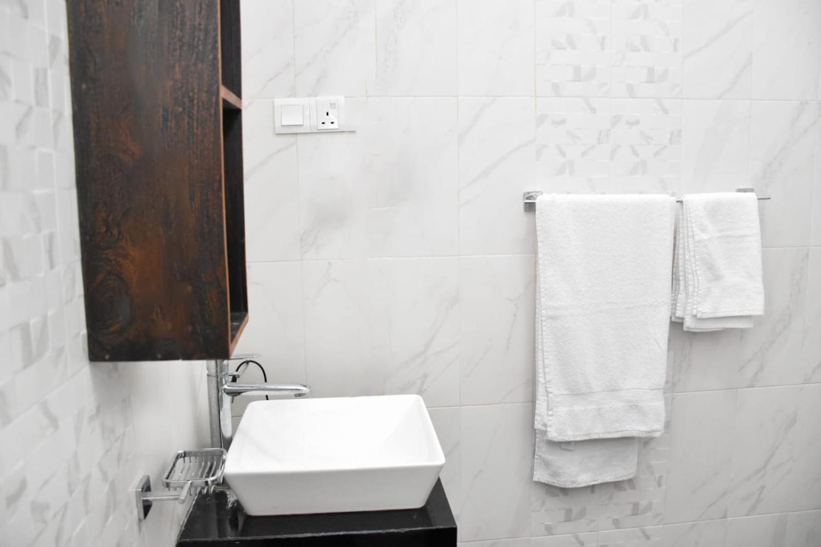 ברוואלה Cinnamon Mantra Luxury Villa מראה חיצוני תמונה